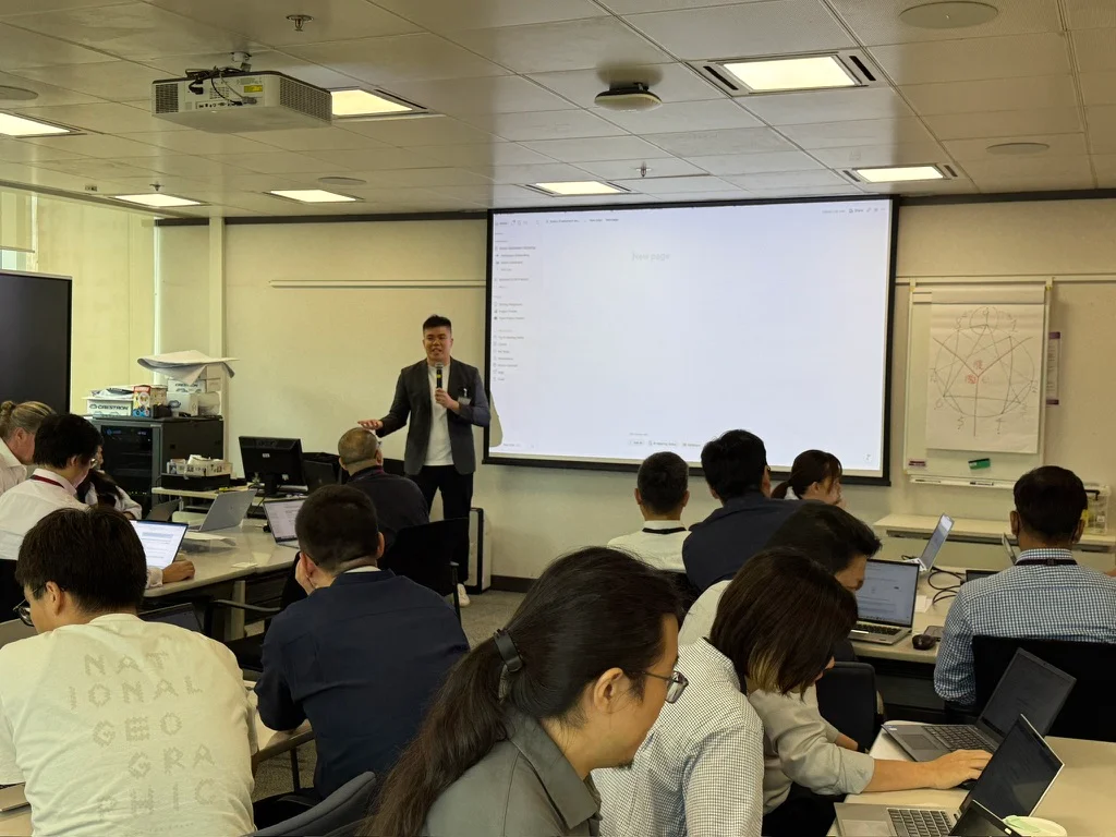 Roy 主持企業 Notion 培訓工作坊